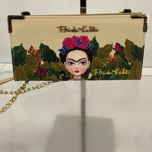 NWT Authentic FRIDA KAHLO Cartoon Series Crossbody Wallet~Beige